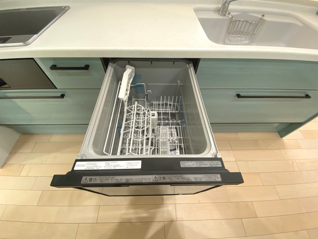 ビルトイン食器洗い乾燥機を標準装備♪(キッチン)